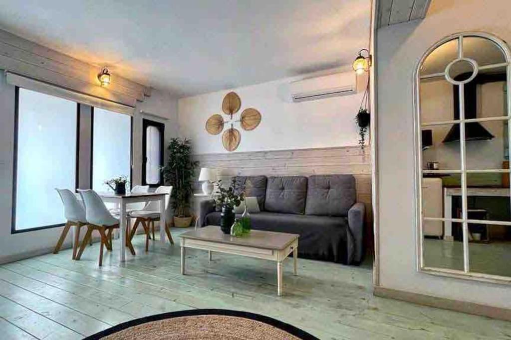 New Cozy Beach Apartment, Wifi Valence Extérieur photo
