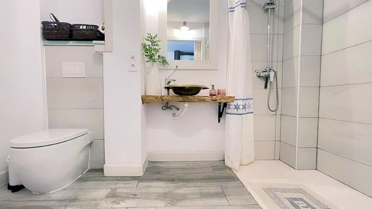 New Cozy Beach Apartment, Wifi Valence Extérieur photo